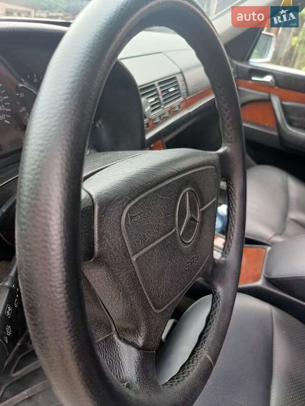 Седан Mercedes-Benz S-Class 1997 в Ічні