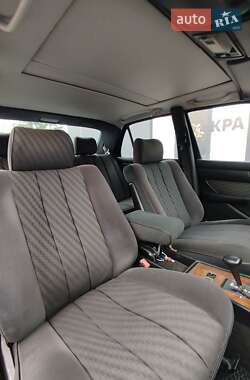 Седан Mercedes-Benz S-Class 1988 в 