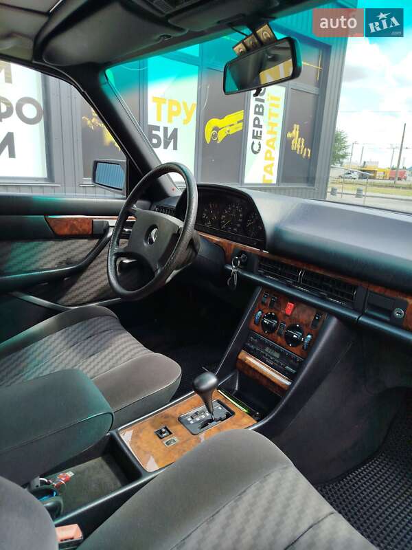 Седан Mercedes-Benz S-Class 1988 в Білій Церкві