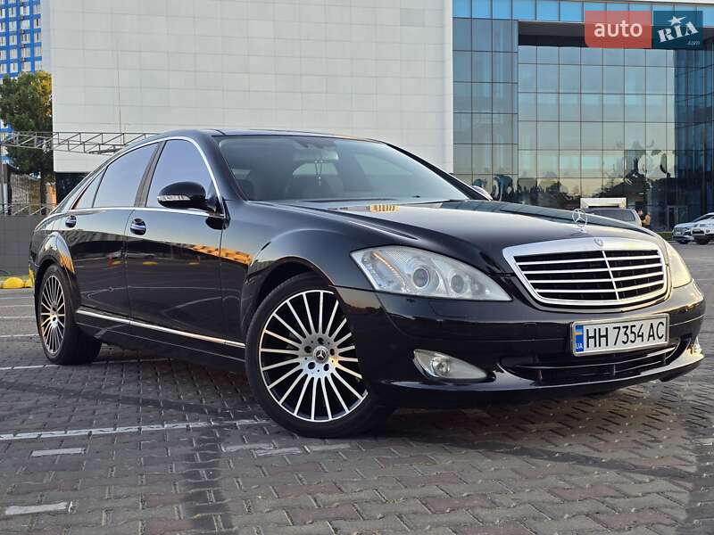 Mercedes-Benz S-Class 2006