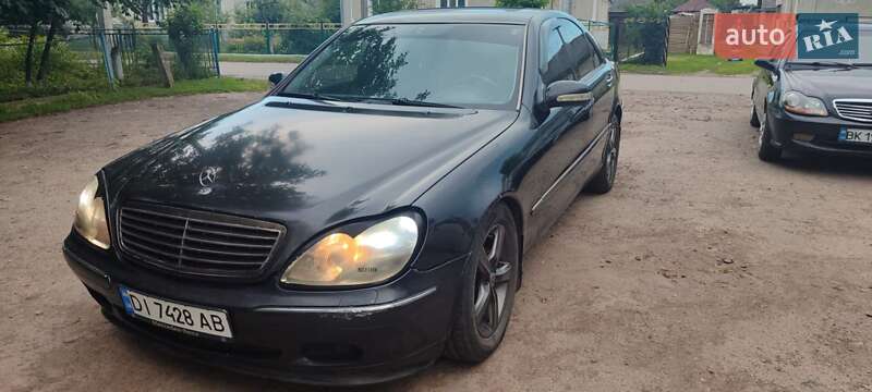 Mercedes-Benz S-Class 1999