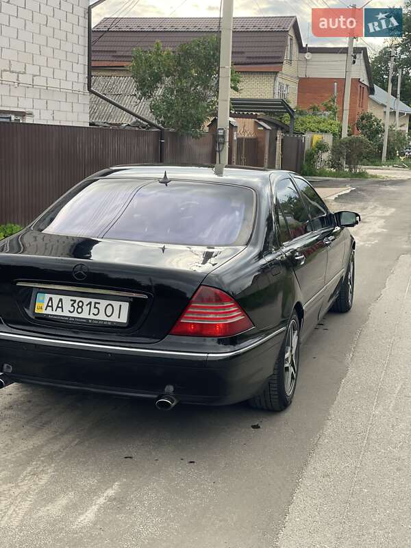 Mercedes-Benz S-Class 1999