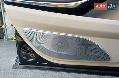 Седан Mercedes-Benz S-Class 2016 в 