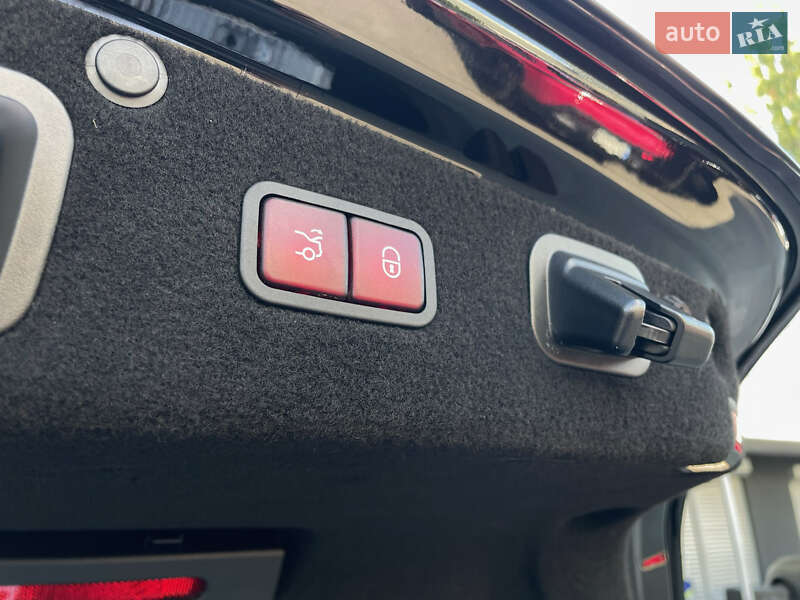 Седан Mercedes-Benz S-Class 2016 в Києві