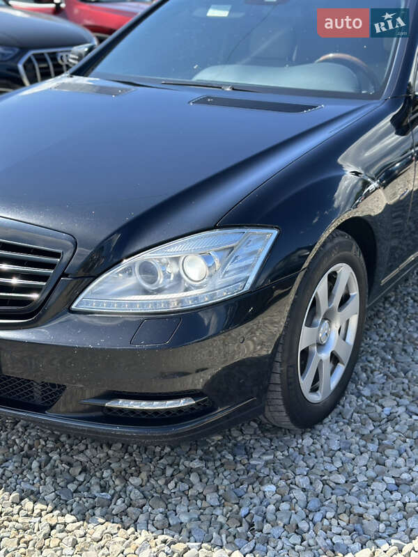 Седан Mercedes-Benz S-Class 2010 в Ивано-Франковске