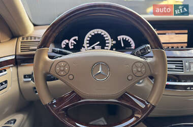 Седан Mercedes-Benz S-Class 2011 в 