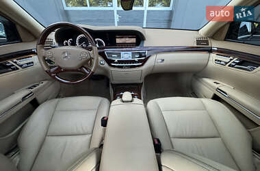 Седан Mercedes-Benz S-Class 2011 в 