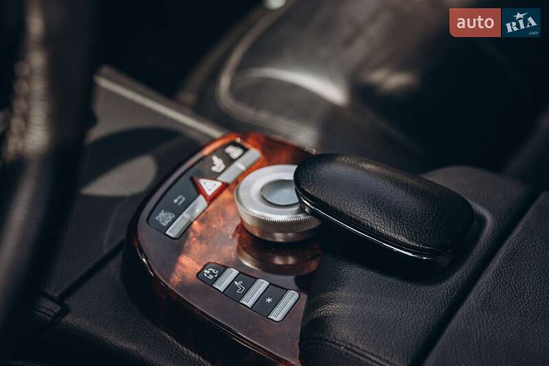 Седан Mercedes-Benz S-Class 2006 в Залещиках