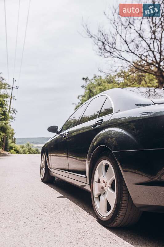 Седан Mercedes-Benz S-Class 2006 в Залещиках