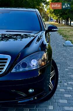 Седан Mercedes-Benz S-Class 2006 в 