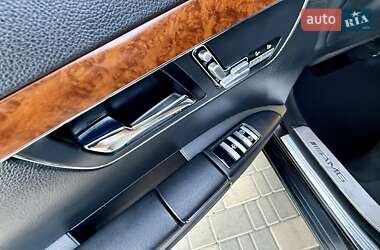 Седан Mercedes-Benz S-Class 2006 в 