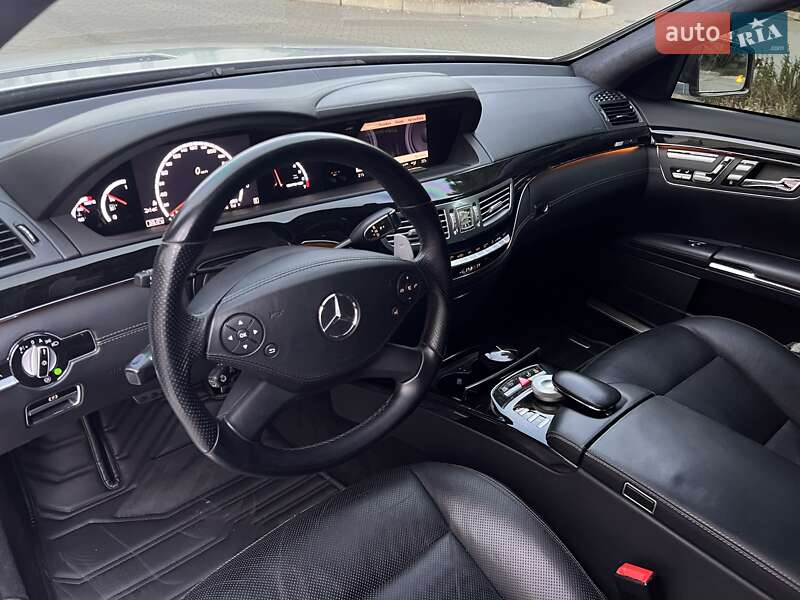 Седан Mercedes-Benz S-Class 2011 в Одесі