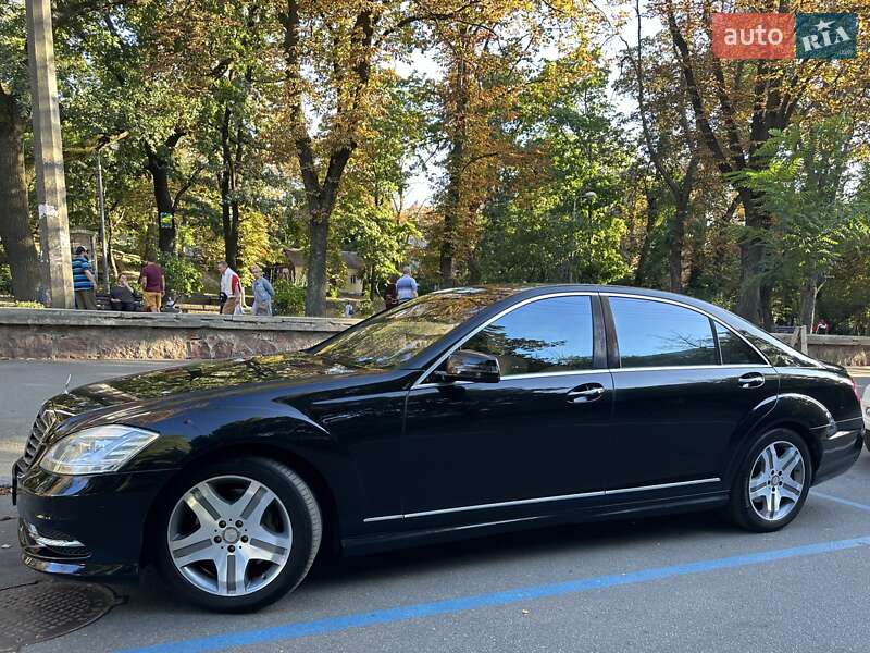 Седан Mercedes-Benz S-Class 2006 в Киеве