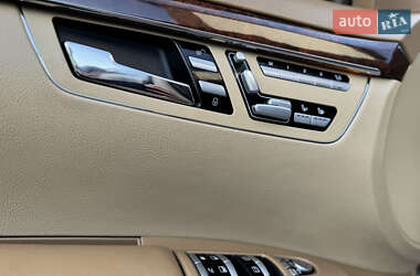 Седан Mercedes-Benz S-Class 2008 в 