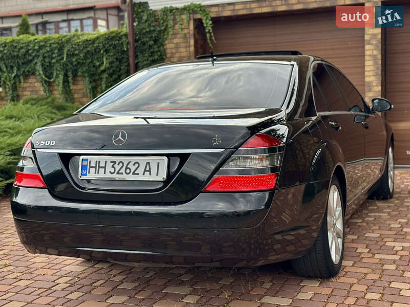 Mercedes-Benz S-Class 2005