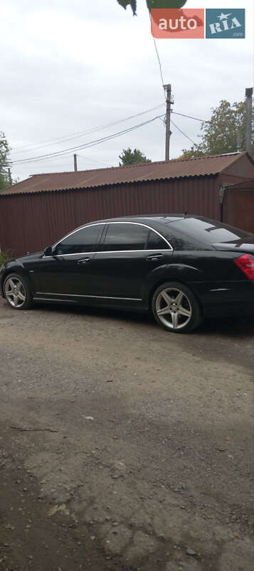 Mercedes-Benz S-Class 2006