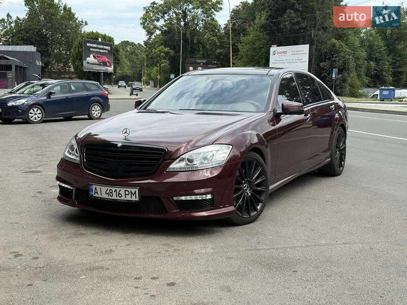 Mercedes-Benz S-Class 2007