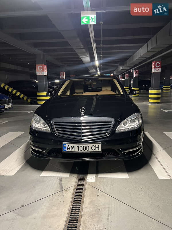Седан Mercedes-Benz S-Class 2009 в Києві