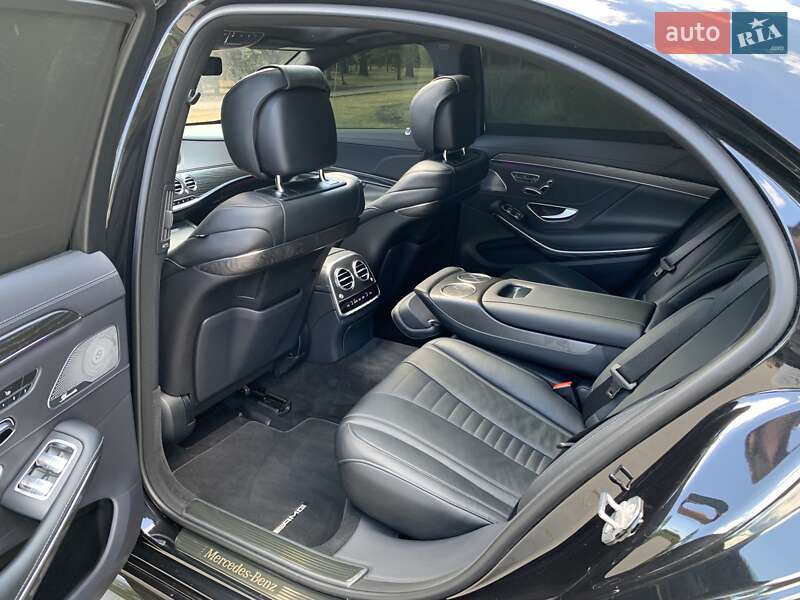 Седан Mercedes-Benz S-Class 2019 в Кривом Роге