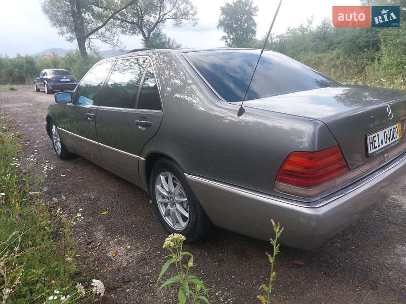 Седан Mercedes-Benz S-Class 1992 в Ивано-Франковске