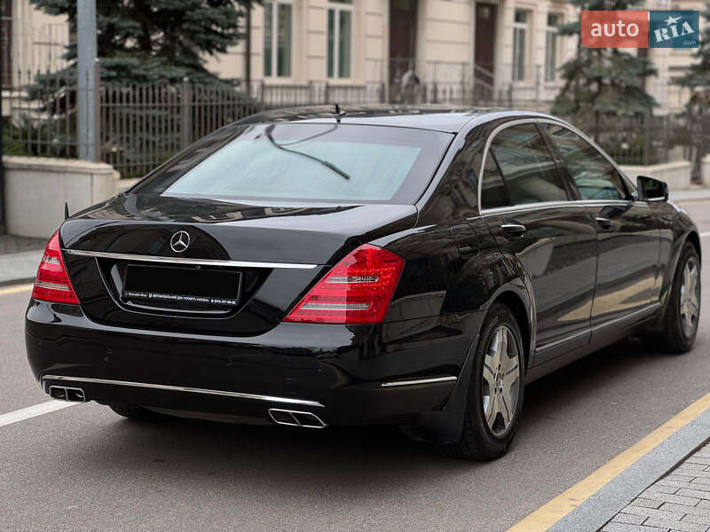 Седан Mercedes-Benz S-Class 2010 в Киеве