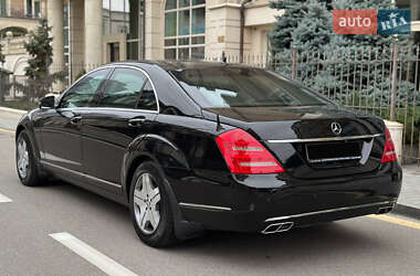 Седан Mercedes-Benz S-Class 2010 в 