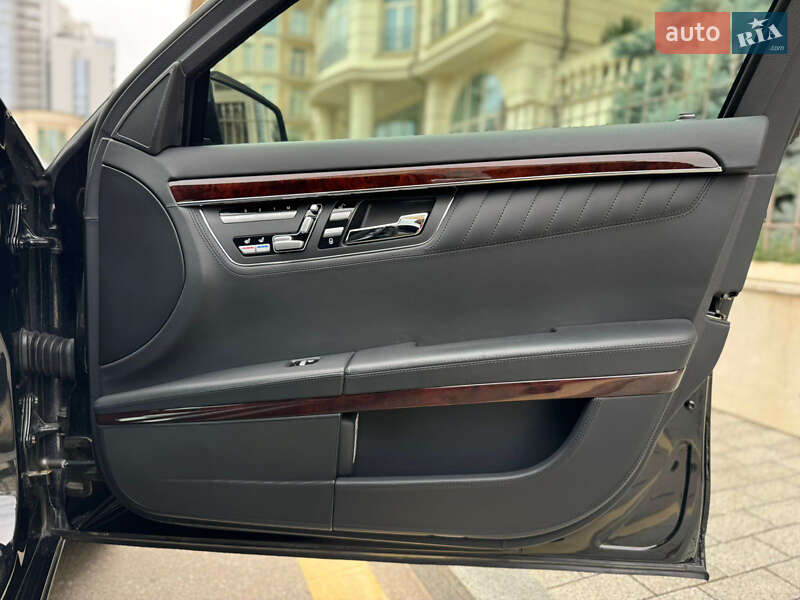 Седан Mercedes-Benz S-Class 2010 в Киеве