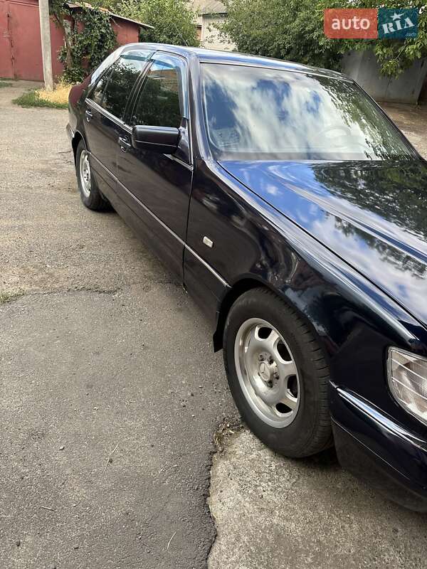 Седан Mercedes-Benz S-Class 1998 в Гайвороне