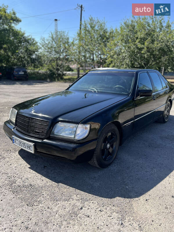 Mercedes-Benz S-Class 1993