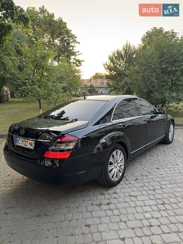 Седан Mercedes-Benz S-Class 2008 в Львове