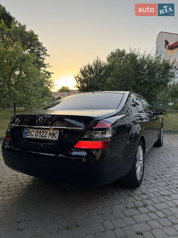 Седан Mercedes-Benz S-Class 2008 в Львове
