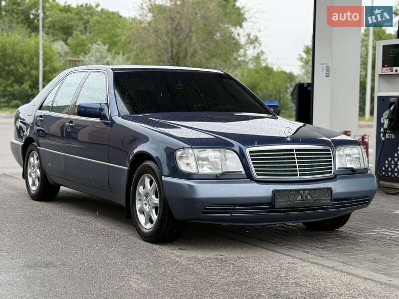 Седан Mercedes-Benz S-Class 1992 в Днепре