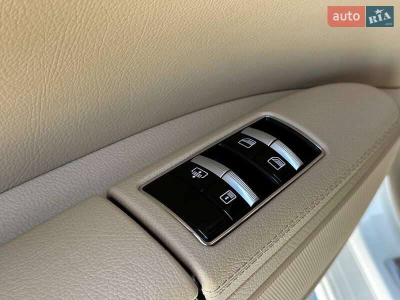Седан Mercedes-Benz S-Class 2010 в Львові фото 29 Седан Mercedes-Benz S-Class 2010 в Львові