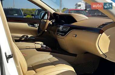 Седан Mercedes-Benz S-Class 2010 в 