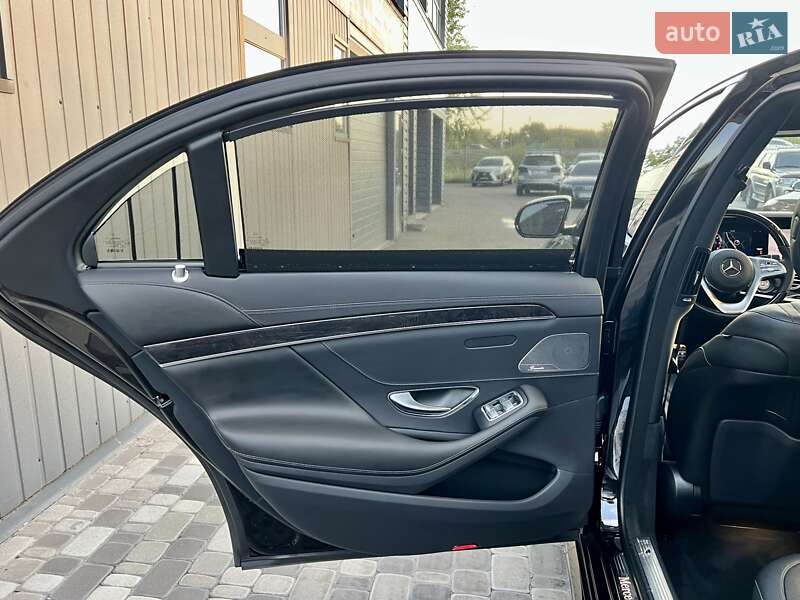Седан Mercedes-Benz S-Class 2018 в Києві