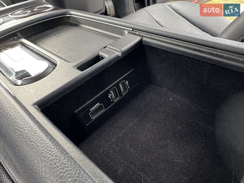 Седан Mercedes-Benz S-Class 2017 в Киеве