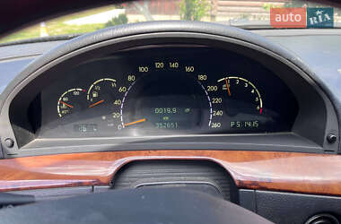 Седан Mercedes-Benz S-Class 2002 в  фото 12 Седан Mercedes-Benz S-Class 2002 в