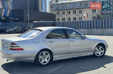 Седан Mercedes-Benz S-Class 2000 в 