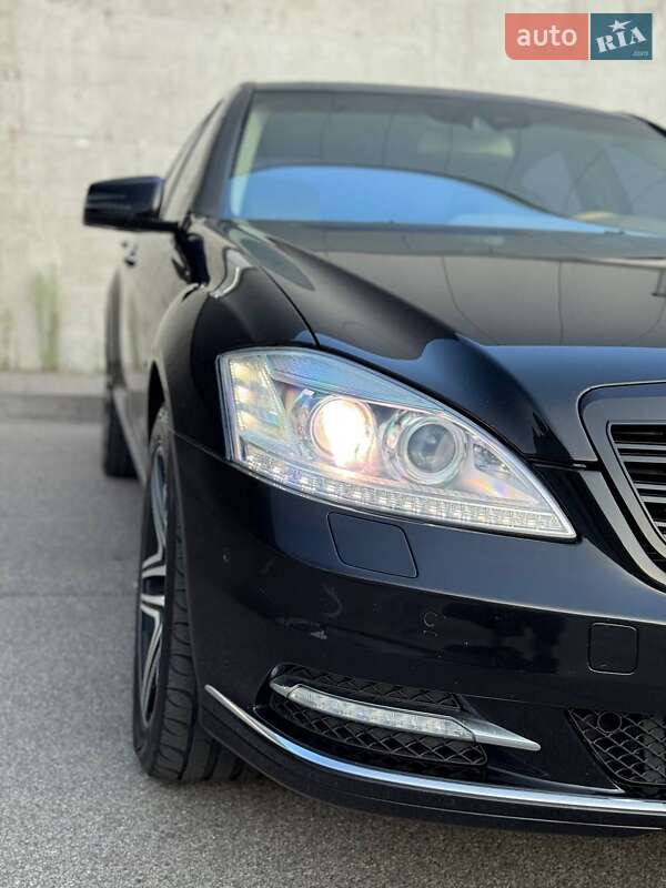 Седан Mercedes-Benz S-Class 2011 в Києві