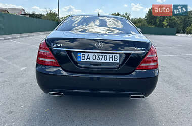 Седан Mercedes-Benz S-Class 2012 в 