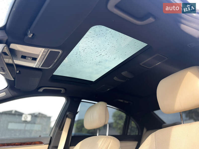 Седан Mercedes-Benz S-Class 2012 в Луцьку