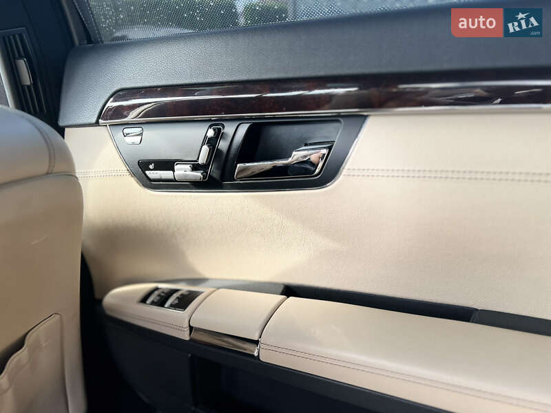 Седан Mercedes-Benz S-Class 2012 в Луцьку
