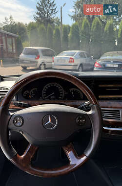 Седан Mercedes-Benz S-Class 2006 в 