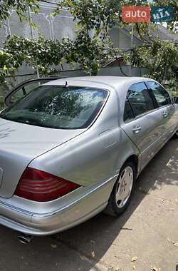 Седан Mercedes-Benz S-Class 2000 в 