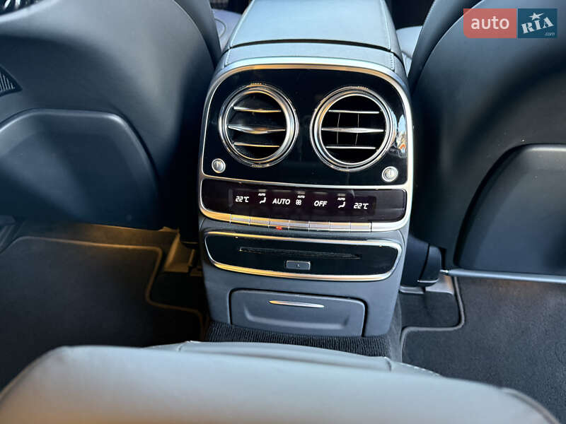 Седан Mercedes-Benz S-Class 2018 в Киеве