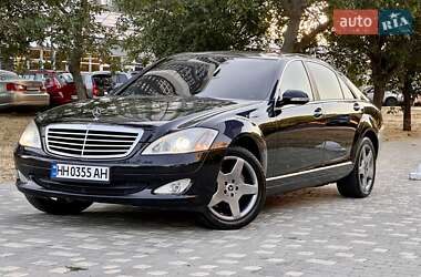Седан Mercedes-Benz S-Class 2006 в 