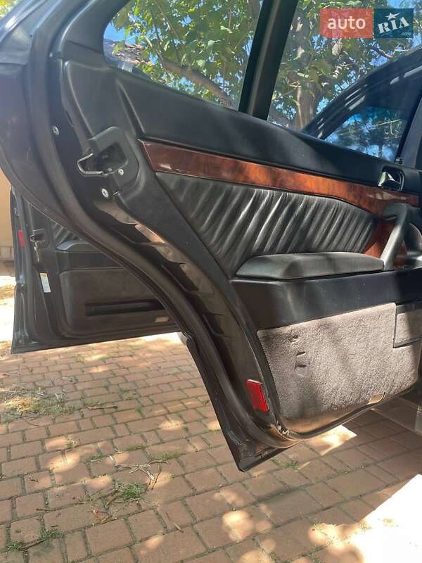 Седан Mercedes-Benz S-Class 1991 в Одессе