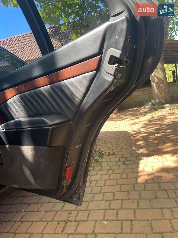 Седан Mercedes-Benz S-Class 1991 в Одессе