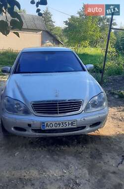 Седан Mercedes-Benz S-Class 2001 в Вижниці