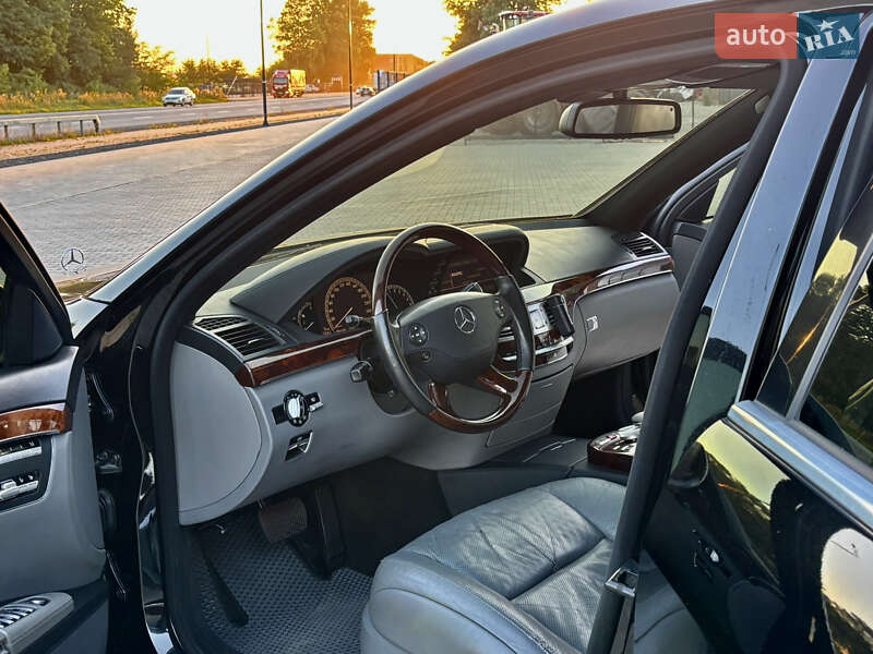 Седан Mercedes-Benz S-Class 2005 в Тернополе